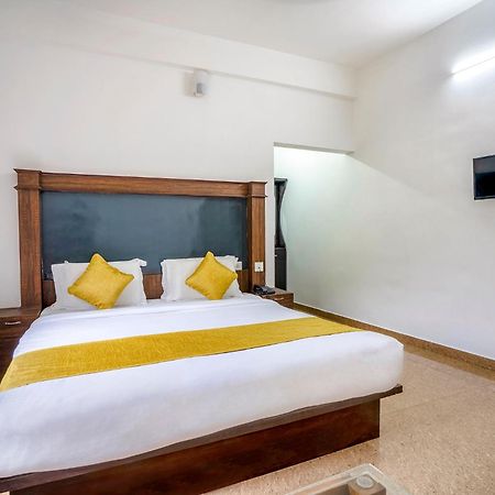 Fabhotel Abrigo Residency Anaviratty Luaran gambar