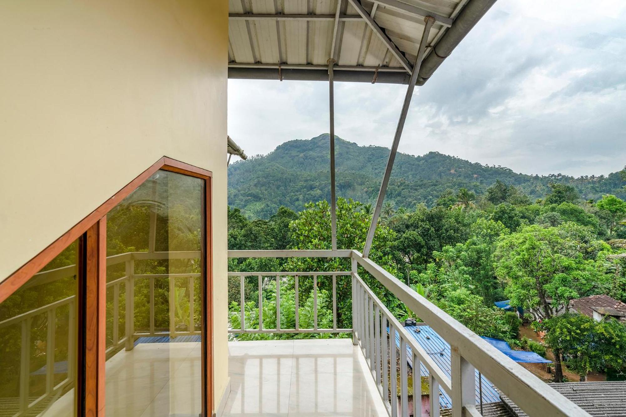 Fabhotel Abrigo Residency Anaviratty Luaran gambar